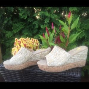 Volatile Beachtime Wedges
